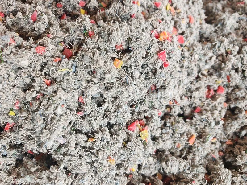 Återvinning av avfallskläder och plastkompositmaskin